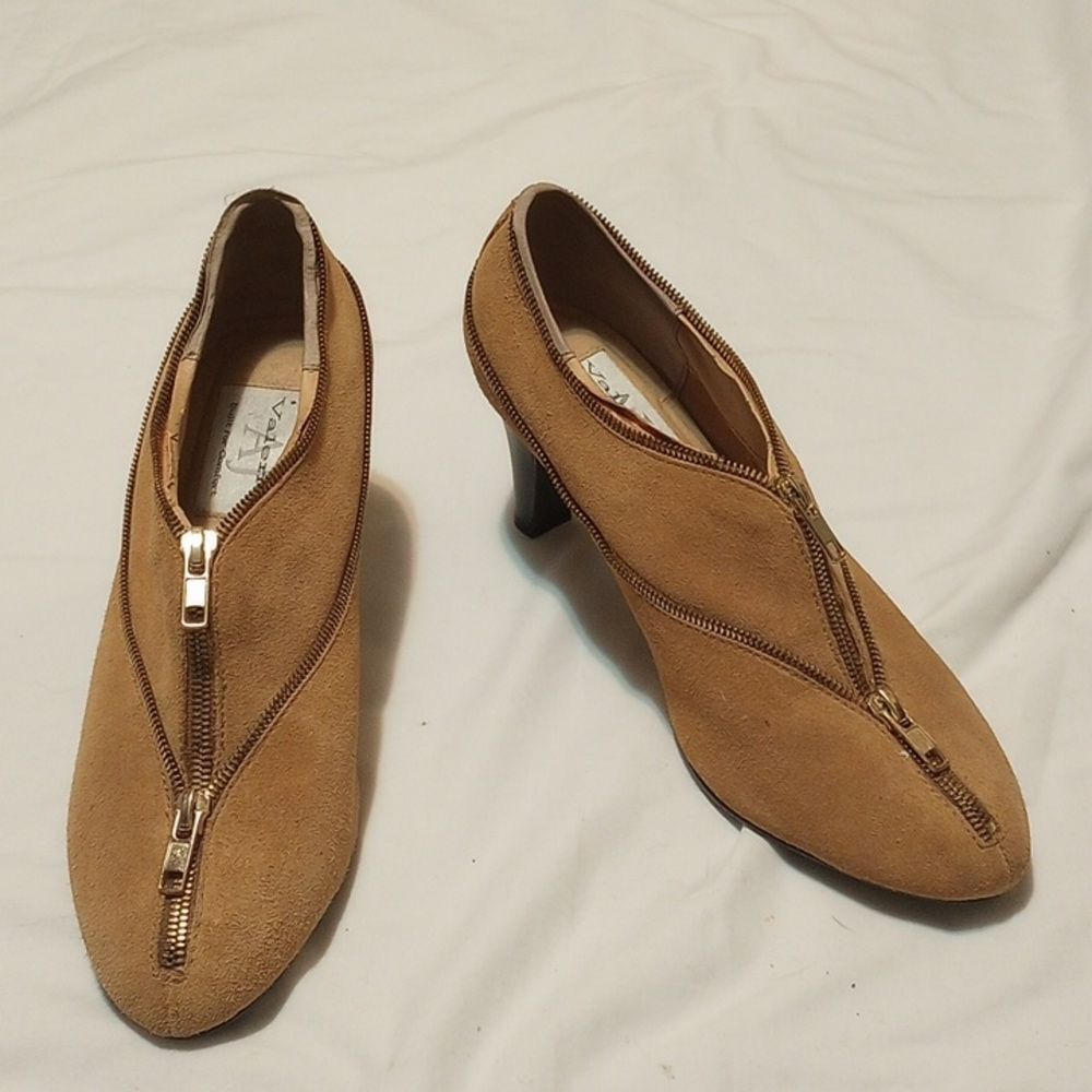 Vintage Leather AJ Valenci Tan Zippered Heels